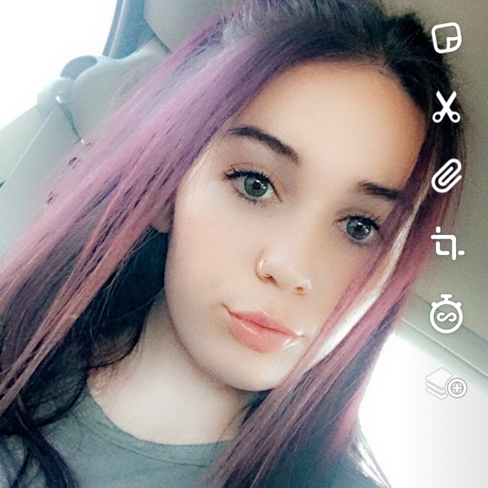 Meet your Posher, Cameryn